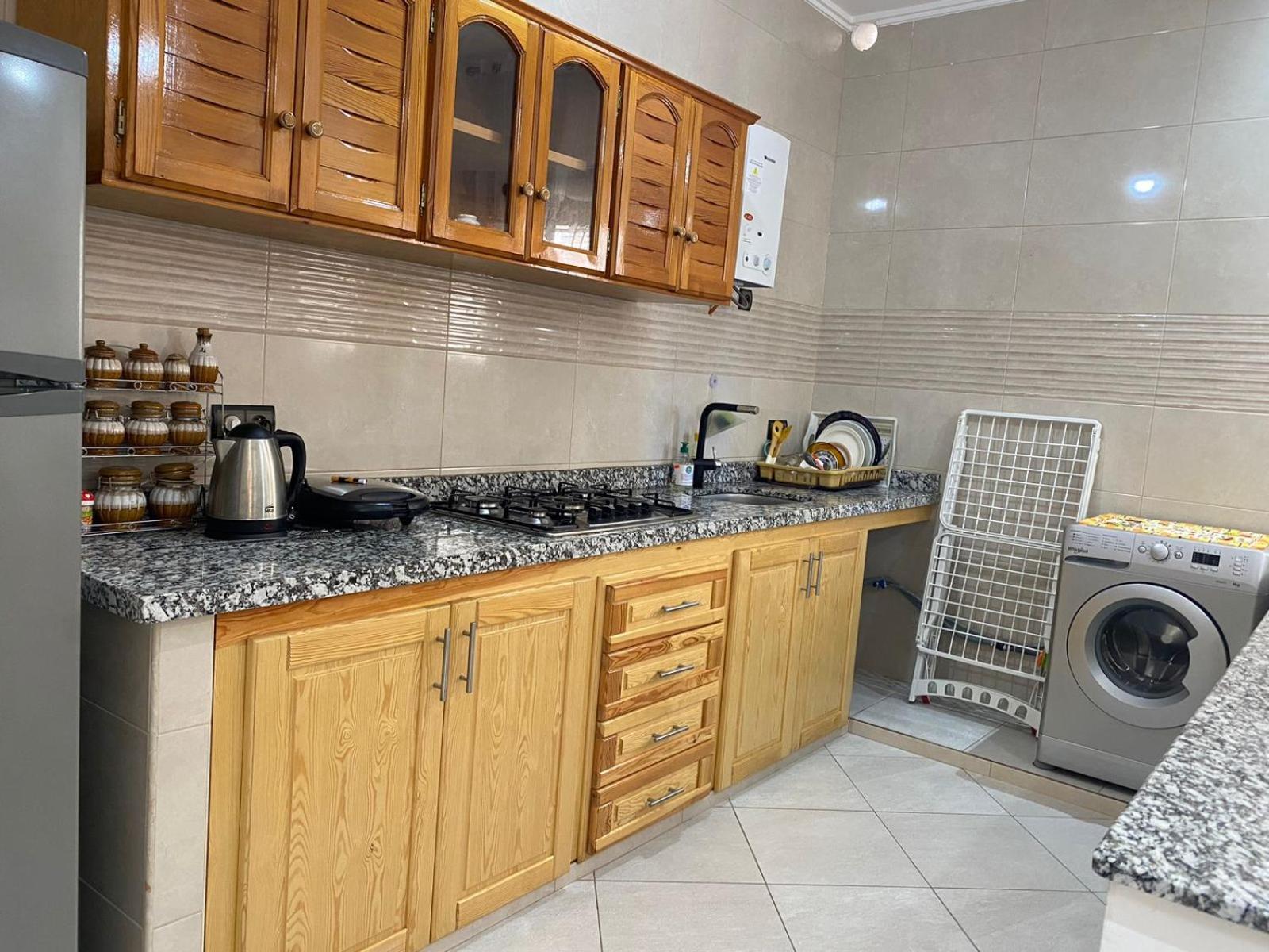 Al Hoceïma Appartement Proche De La Corniche מראה חיצוני תמונה